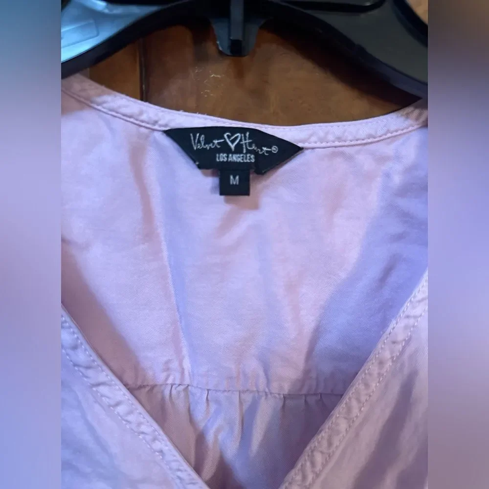Lavender Button-Up Women's Top - Picture 2 of 7